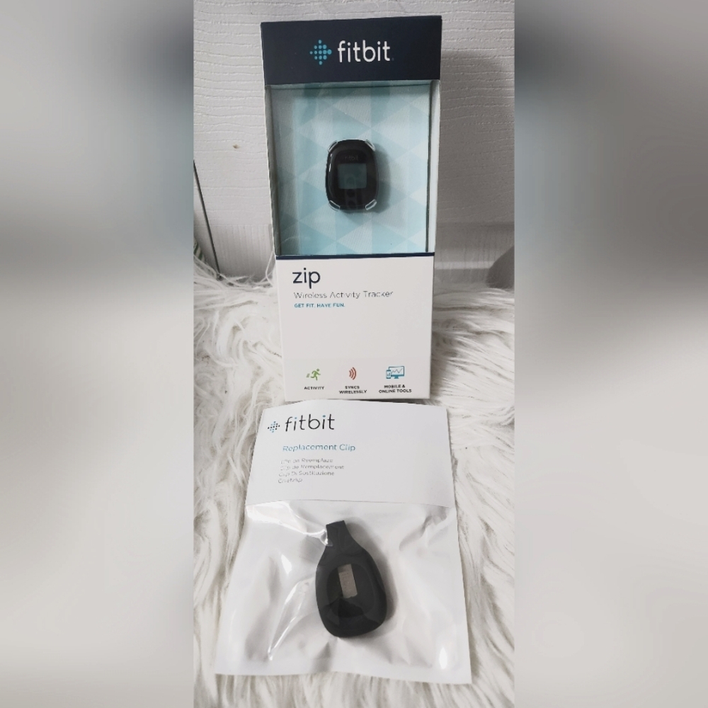 *BRAND NEW* Fitbit Zip Wireless Activity Tracker